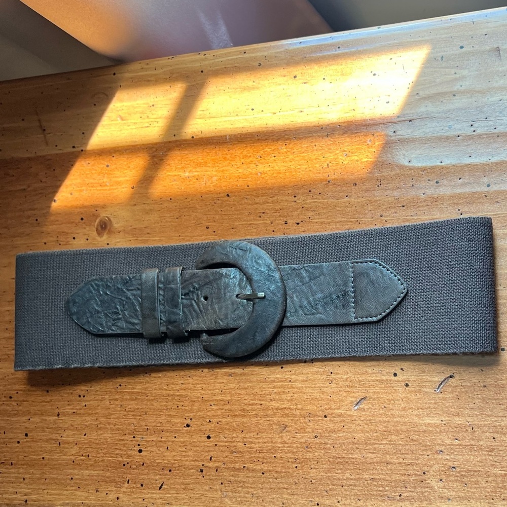 Brown belt stretchy